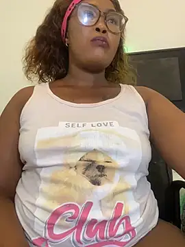 Snapshot of BADFATASS85 chatting on 02/03/25, 08:13 BADFATASS85 online show from 02/03/25, 08:13