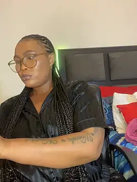 Snapshot of BADFATASS85 chatting on 02/18/25, 04:59 BADFATASS85 online show from 02/18/25, 04:59