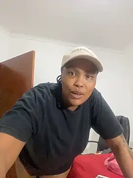 Snapshot of BADFATASS85 chatting on 03/09/25, 08:42 BADFATASS85 online show from 03/09/25, 08:42