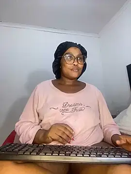 Snapshot of BADFATASS85 chatting on 03/10/25, 02:50 BADFATASS85 online show from 03/10/25, 02:50