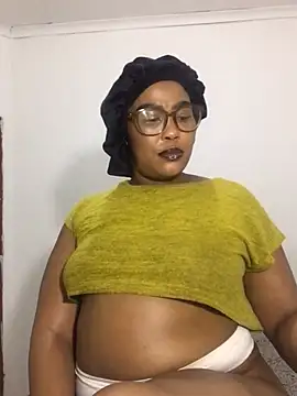 Snapshot of BADFATASS85 chatting on 03/13/25, 11:38 BADFATASS85 online show from 03/13/25, 11:38