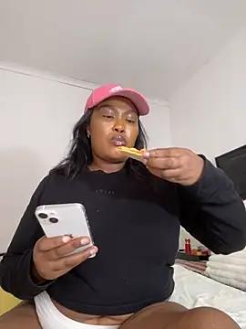 Snapshot of BADFATASS85 chatting on 03/21/25, 12:50 BADFATASS85 online show from 03/21/25, 12:50