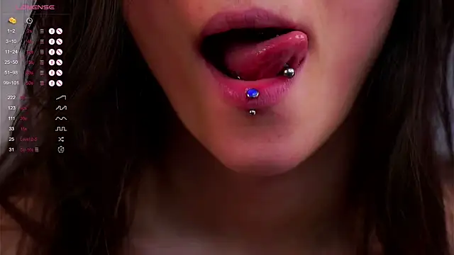 Holla Molly online show from 03/01/25, 12:12