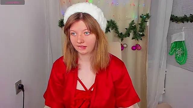 Snapshot of Vivian_cutie chatting on 12/22/24, 10:38 Vivian cutie online show from 12/22/24, 10:38