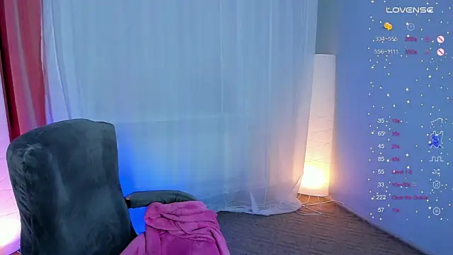 Snapshot of Vivian_cutie chatting on 01/08/25, 06:31 Vivian cutie online show from 01/08/25, 06:31