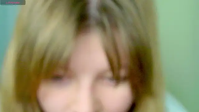 Snapshot of Vivian_cutie chatting on 01/11/25, 10:29 Vivian cutie online show from 01/11/25, 10:29