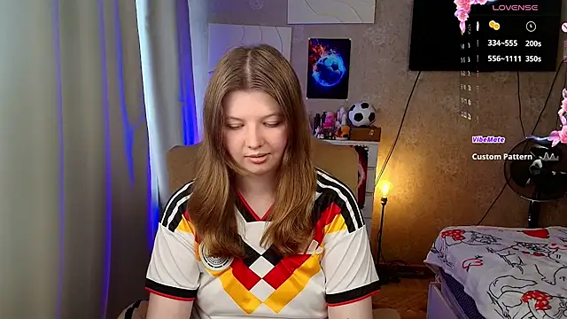 Vivian cutie online show from 07/06/26, 03:36