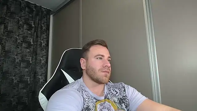 Thori92 online show from 01/06/25, 05:27