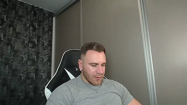 Thori92 online show from 01/08/25, 06:52