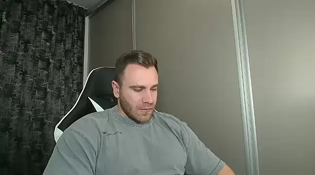 Thori92 online show from 02/03/25, 06:49