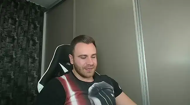 Thori92 online show from 02/05/25, 05:20