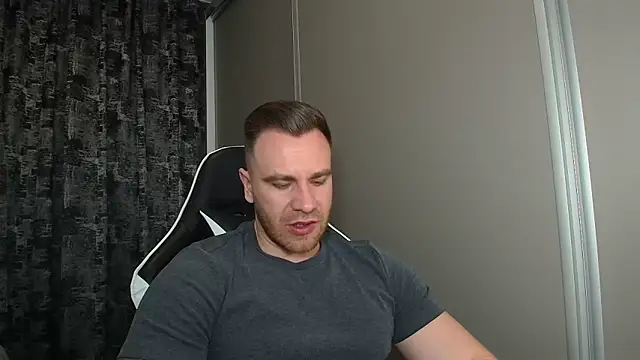 Thori92 online show from 03/12/26, 05:52