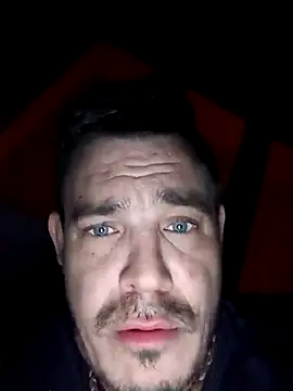 Snapshot of Ivanekkral chatting on 02/15/26, 02:08 Ivanekkral online show from 02/15/26, 02:08