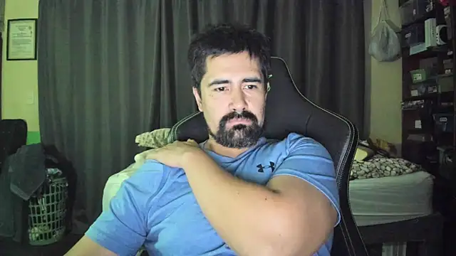 VonDoomdelToro online show from 10/21/25, 06:25