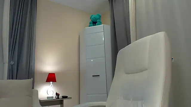 Snapshot of Tremendous_blondie chatting on 03/16/25, 08:21 Tremendous blondie online show from 03/16/25, 08:21