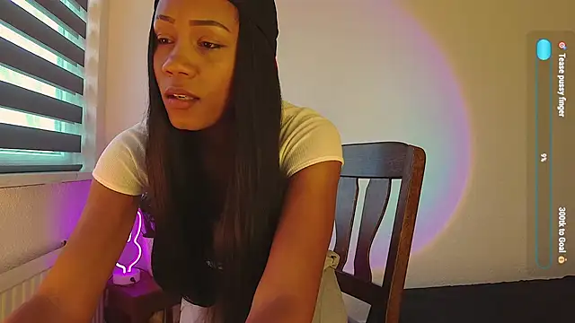 Therainqueen online show from 12/02/24, 10:07