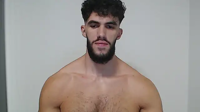 Snapshot of hiddenf chatting on 09/19/25, 08:20 hiddenf online show from 09/19/25, 08:20