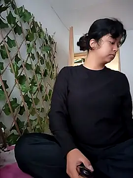 Peach Girll online show from 03/20/25, 05:15