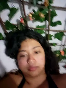 Peach Girll online show from 11/25/25, 11:10