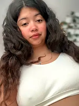 Peach Girll online show from 03/30/26, 03:02