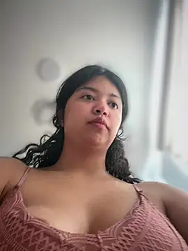 Peach Girll online show from 05/13/26, 04:04