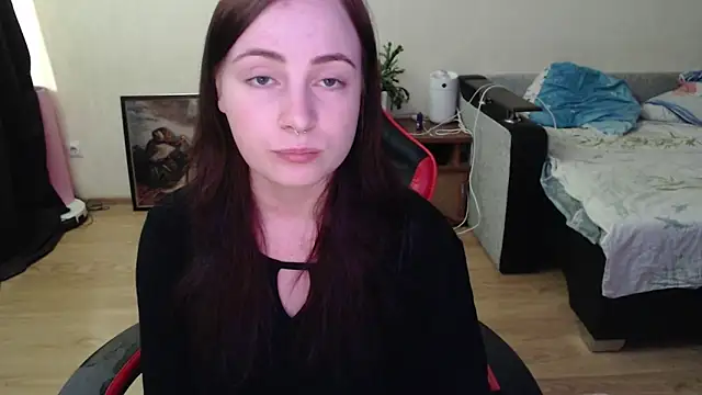 Laralianna online show from 06/15/26, 11:56
