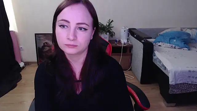 Laralianna online show from 06/16/26, 10:18