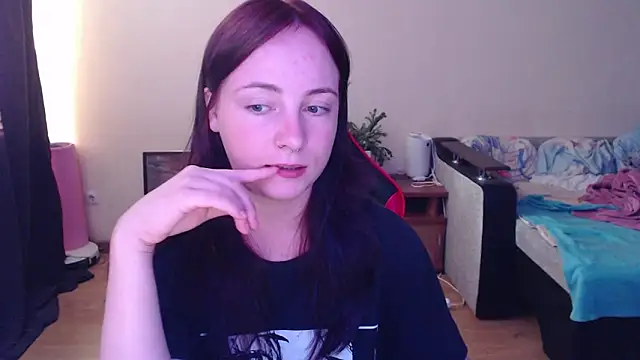 Laralianna online show from 06/27/26, 04:56