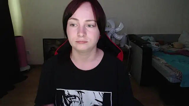 Laralianna online show from 07/05/26, 09:49