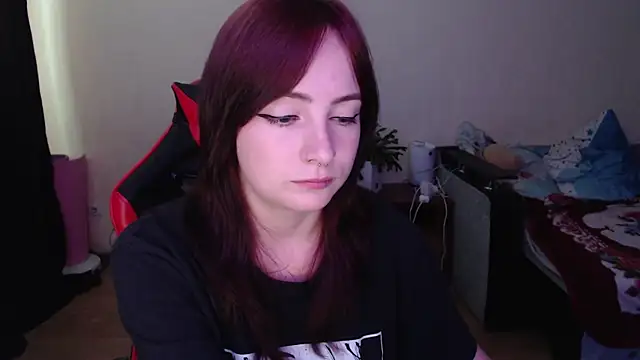 Laralianna online show from 08/07/26, 06:15