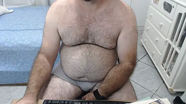 Snapshot of MysterBearMG chatting on 02/04/26, 10:36 MysterBearMG online show from 02/04/26, 10:36