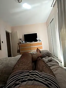 Snapshot of MysterBearMG chatting on 02/08/26, 04:21 MysterBearMG online show from 02/08/26, 04:21