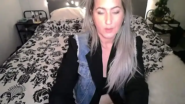 TessToy online show from 01/13/25, 05:23