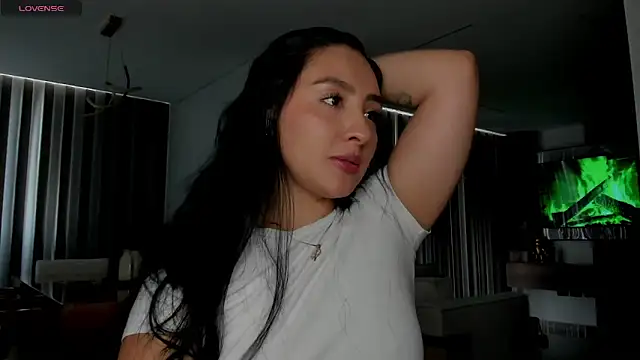 AnushaKumari online show from 09/17/25, 04:08