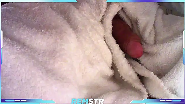 Snapshot of Remstr chatting on 10/05/25, 08:07 Remstr online show from 10/05/25, 08:07