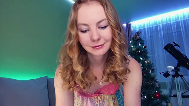 Cuddle Cat online show from 01/01/25, 05:43