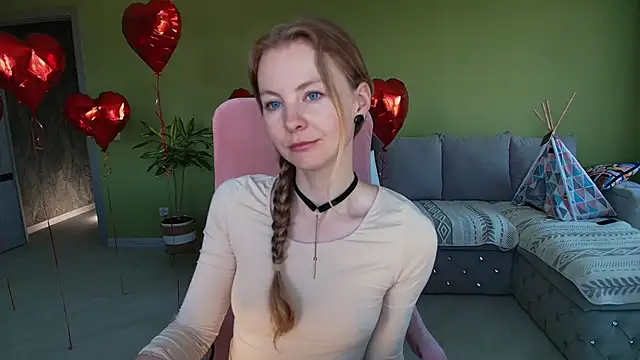 Cuddle Cat online show from 05/31/26, 05:26