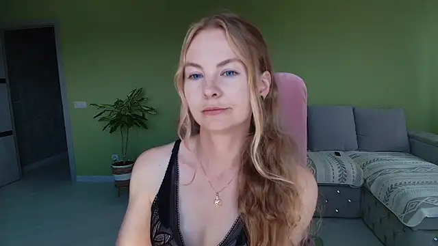 Cuddle Cat online show from 07/12/26, 01:35