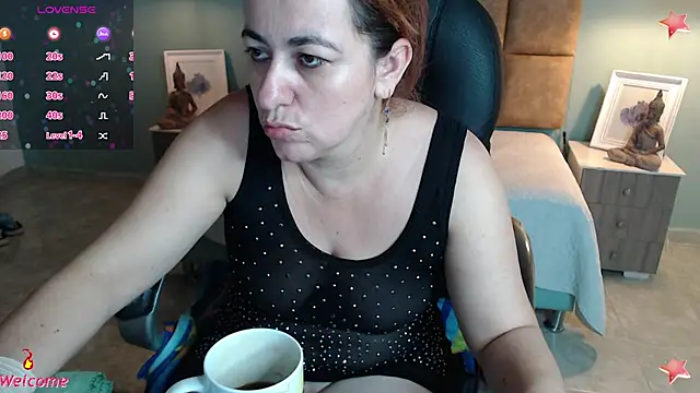 Barbiegomez online show from 02/19/25, 03:28