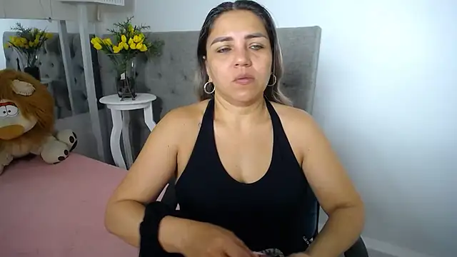 Snapshot of cum_bigass chatting on 07/12/26, 11:56 cum bigass online show from 07/12/26, 11:56