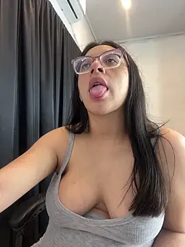 Ninnfa online show from 10/09/25, 10:19