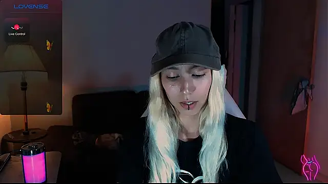 Saucy Jenn online show from 12/07/24, 02:42