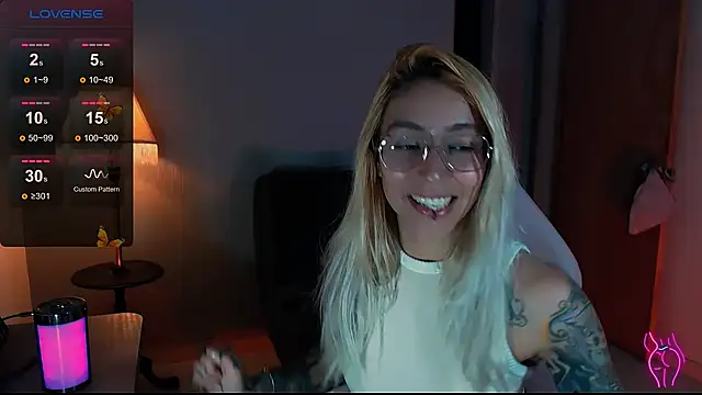 Saucy Jenn online show from 12/08/24, 10:36