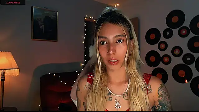 Saucy Jenn online show from 02/23/25, 03:35