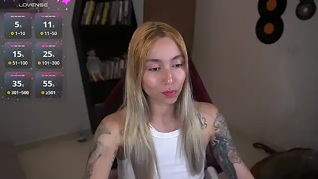 Saucy Jenn online show from 09/13/25, 03:50