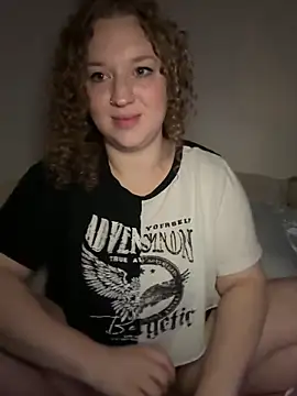 EmmieRae online show from 09/10/25, 04:01