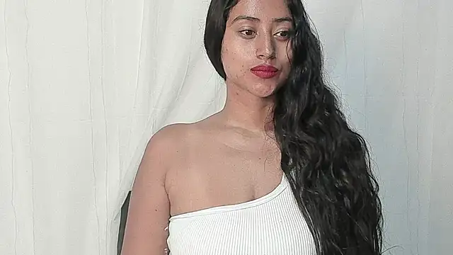 Valentinne z online show from 01/15/25, 09:13