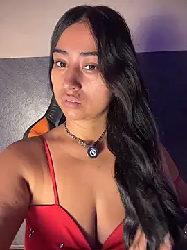 Valentinne z online show from 04/05/26, 02:58