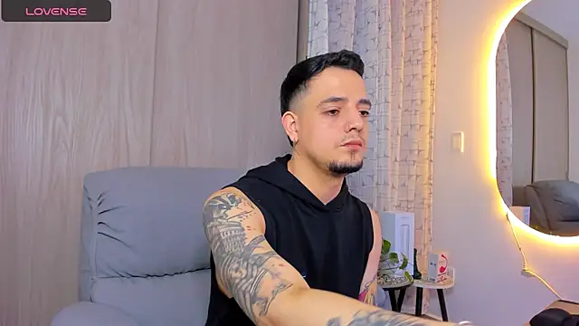 alejandro calderon1 online show from 09/28/25, 04:40