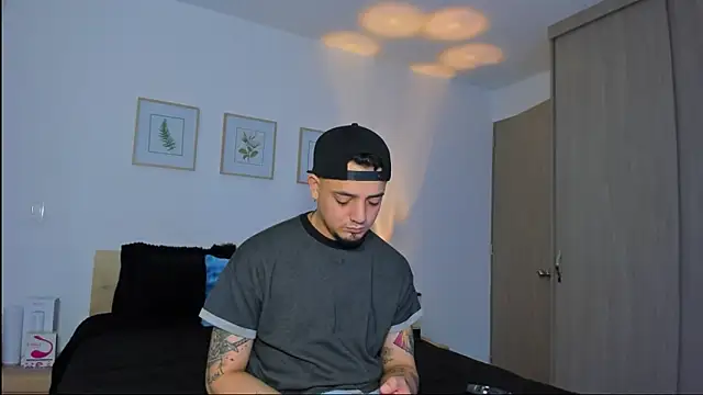 alejandro calderon1 online show from 12/18/25, 05:02